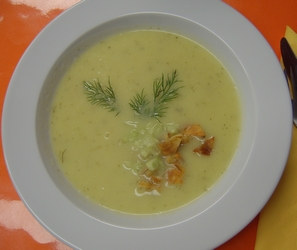 Gurken-Kartoffel-Suppe
